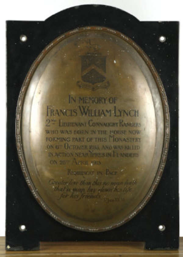 Connaught Rangers: A large brass plaque, In Memory..., Fine Irish Art at Adams Auctioneers