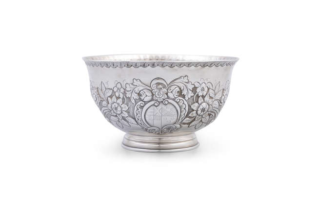 AN IRISH GEORGE III SILVER BOWL 

Dublin 1818, m..., Fine Irish Art at Adams Auctioneers